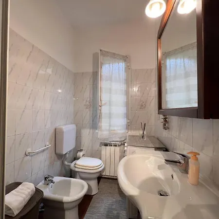 Il Bacio Del Sole Apartment *