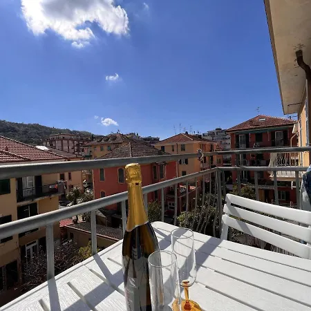 Il Bacio Del Sole Ραπάλο